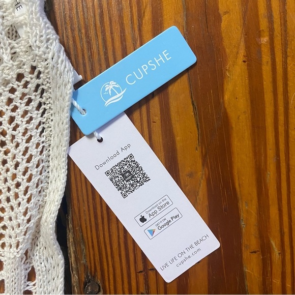 Cupshe Crochet Women’s Swimsuit Bathing Suit Coverup Ivory Size S Pool Beach - Picture 8 of 10